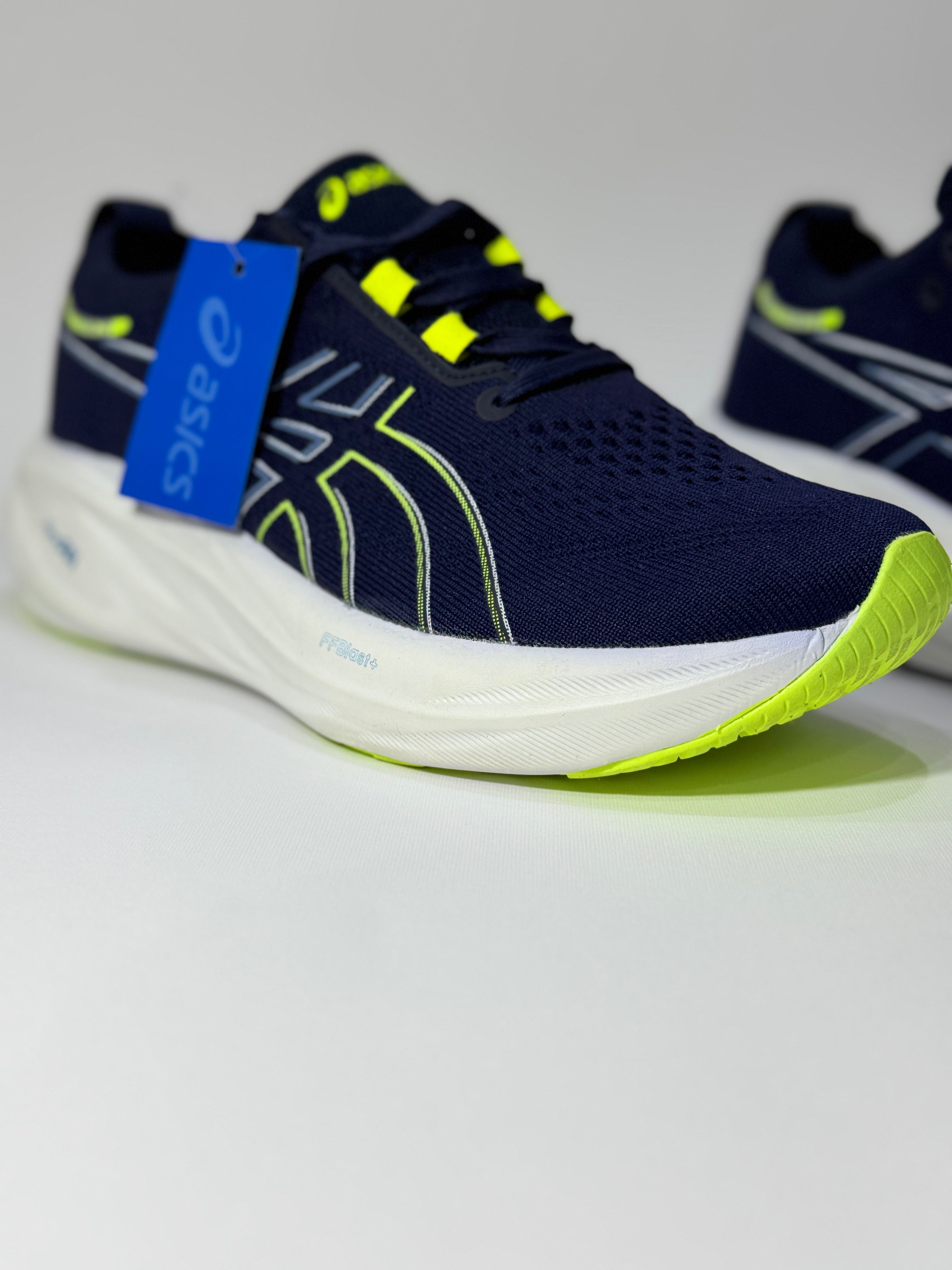 أسيكس نيمبس 28