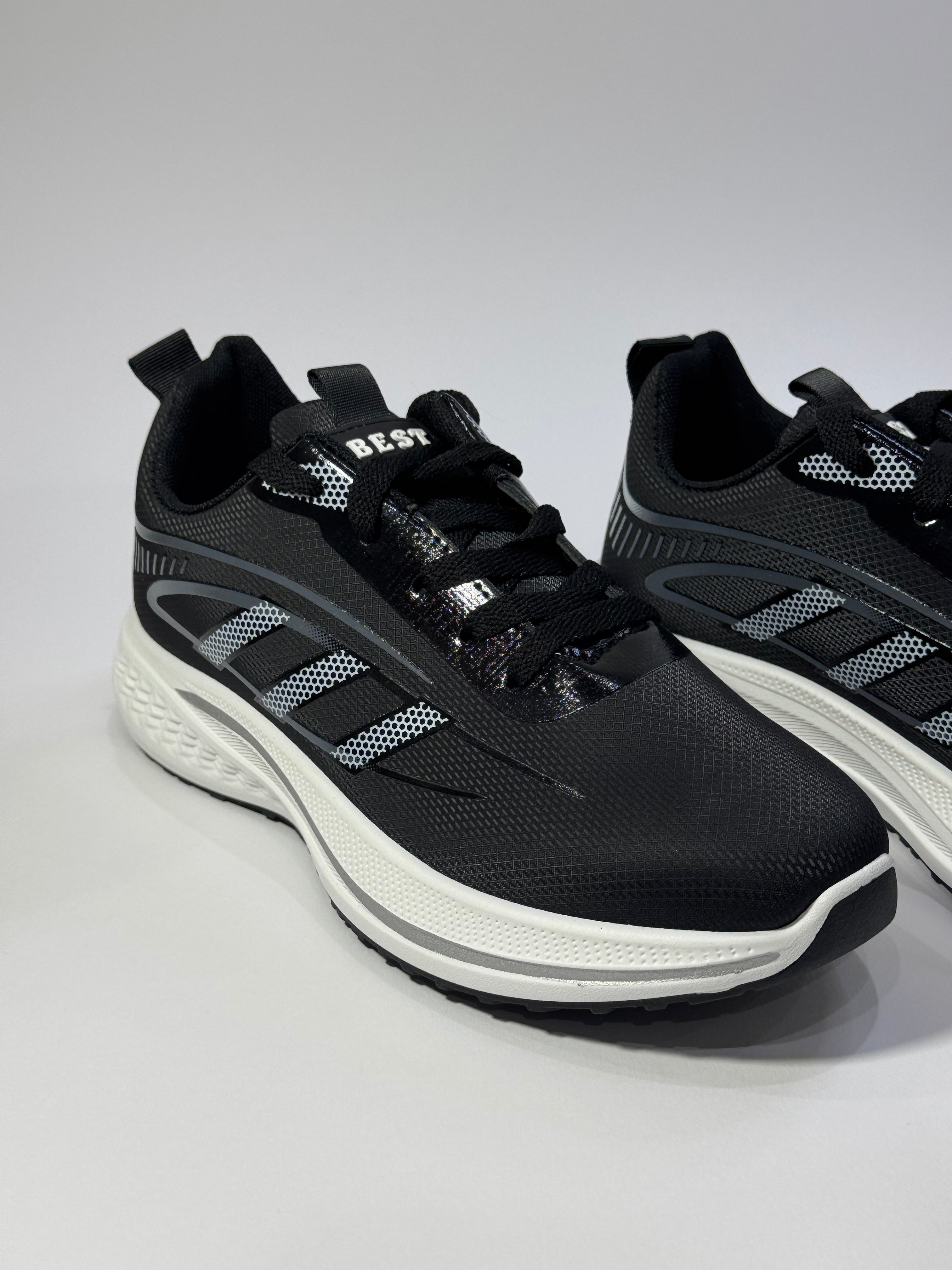 Area22 Signature Black حذاء