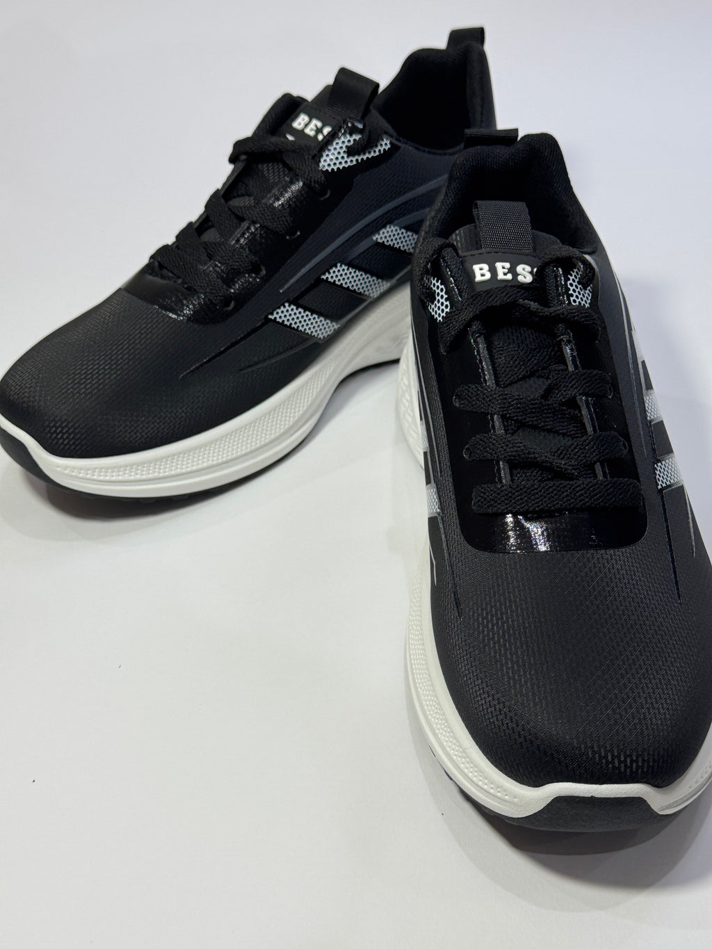 Area22 Signature Black حذاء