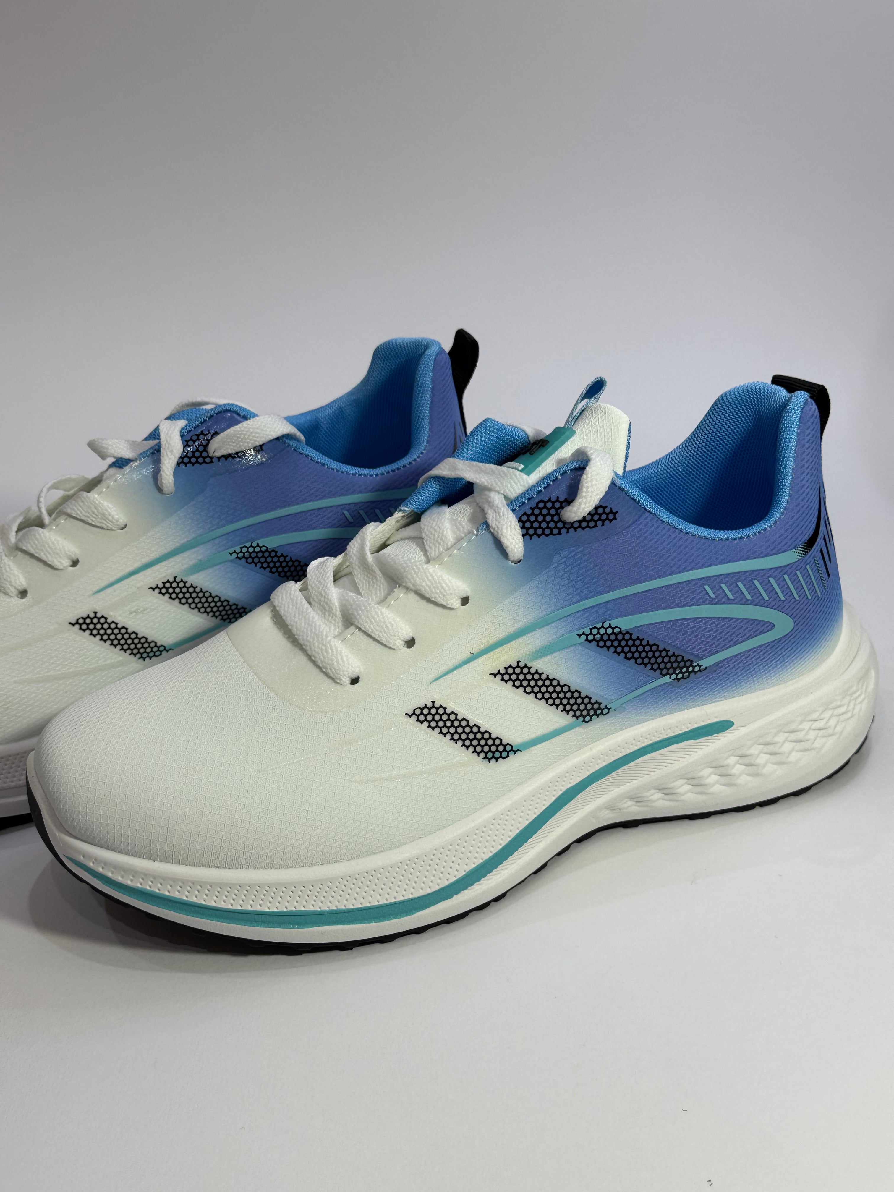 Area22 Signutare White حذاء