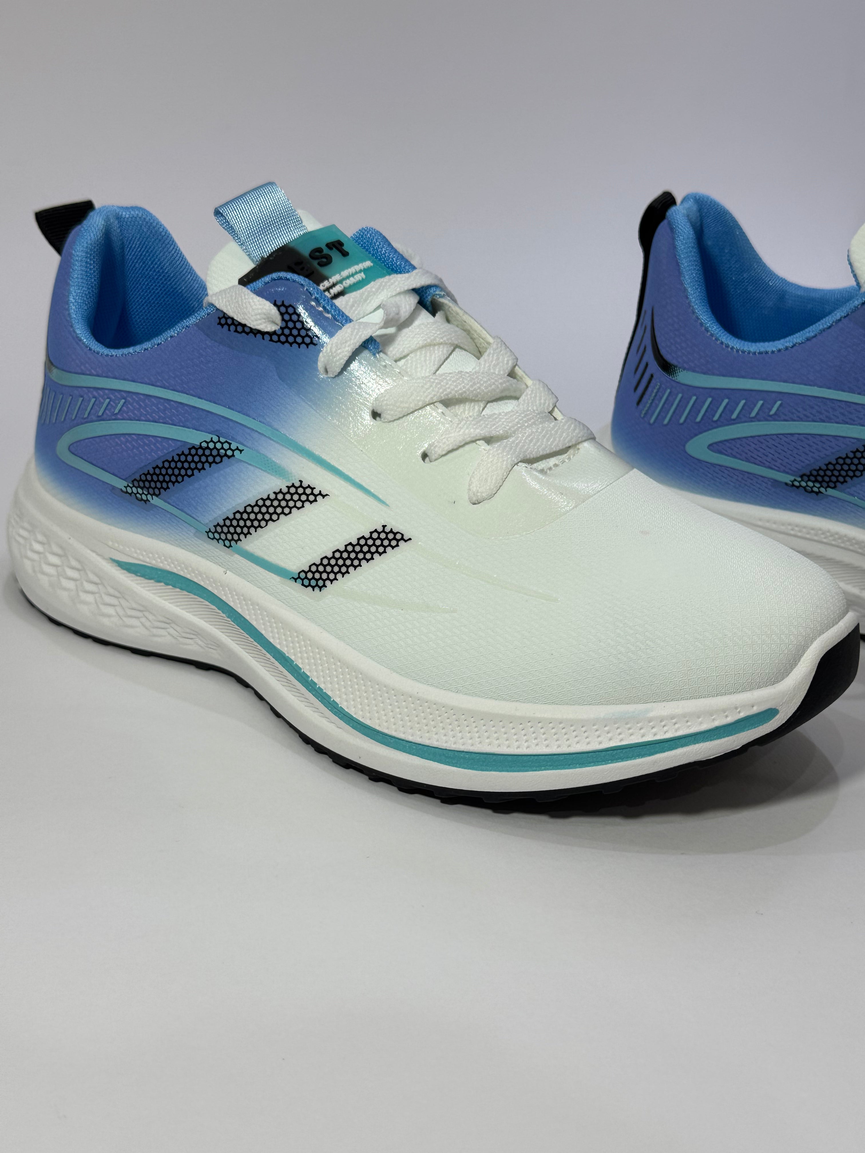 Area22 Signutare White حذاء