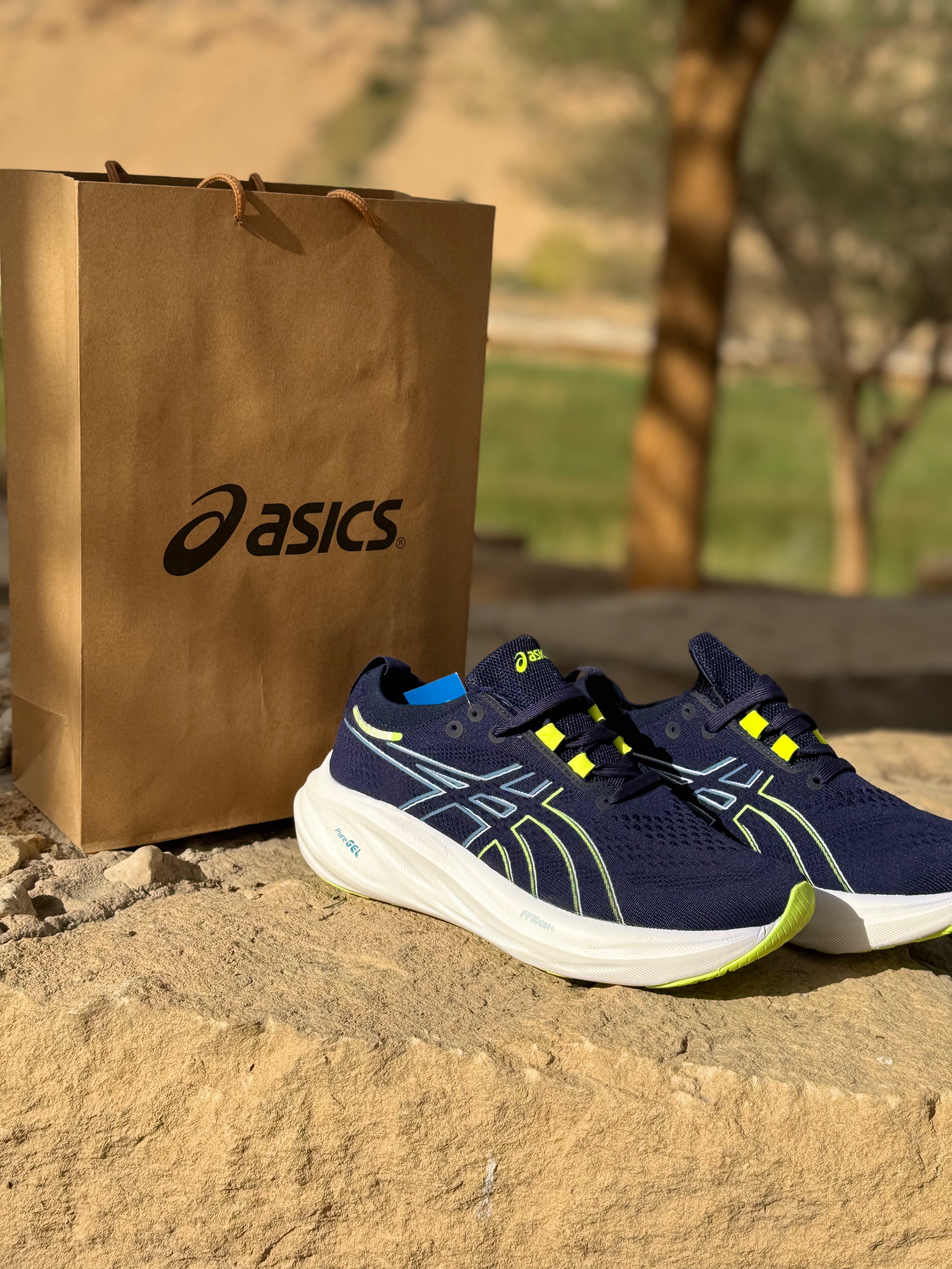 أسيكس نيمبس 28