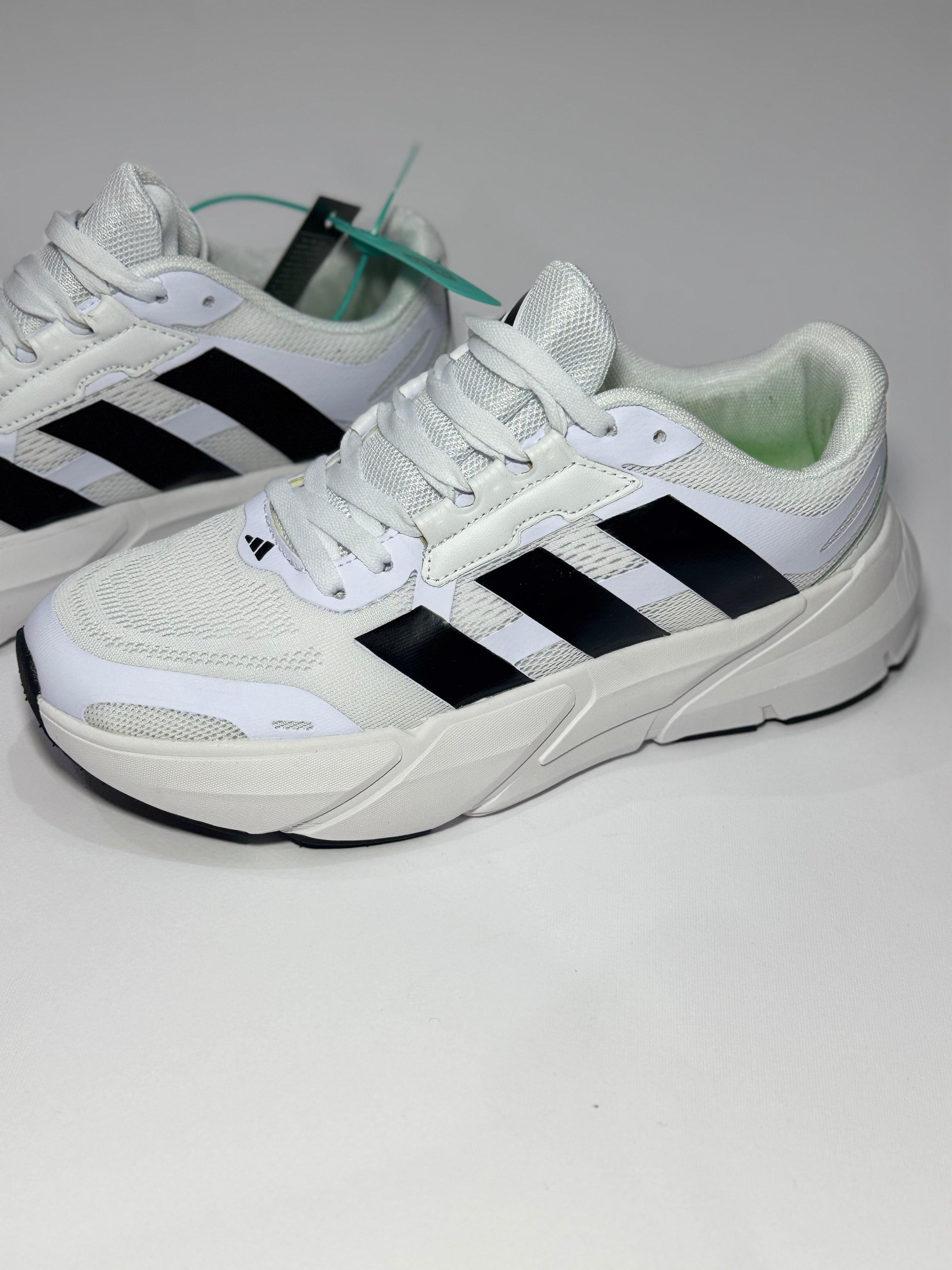 حذاء أديداس ألترا بوست