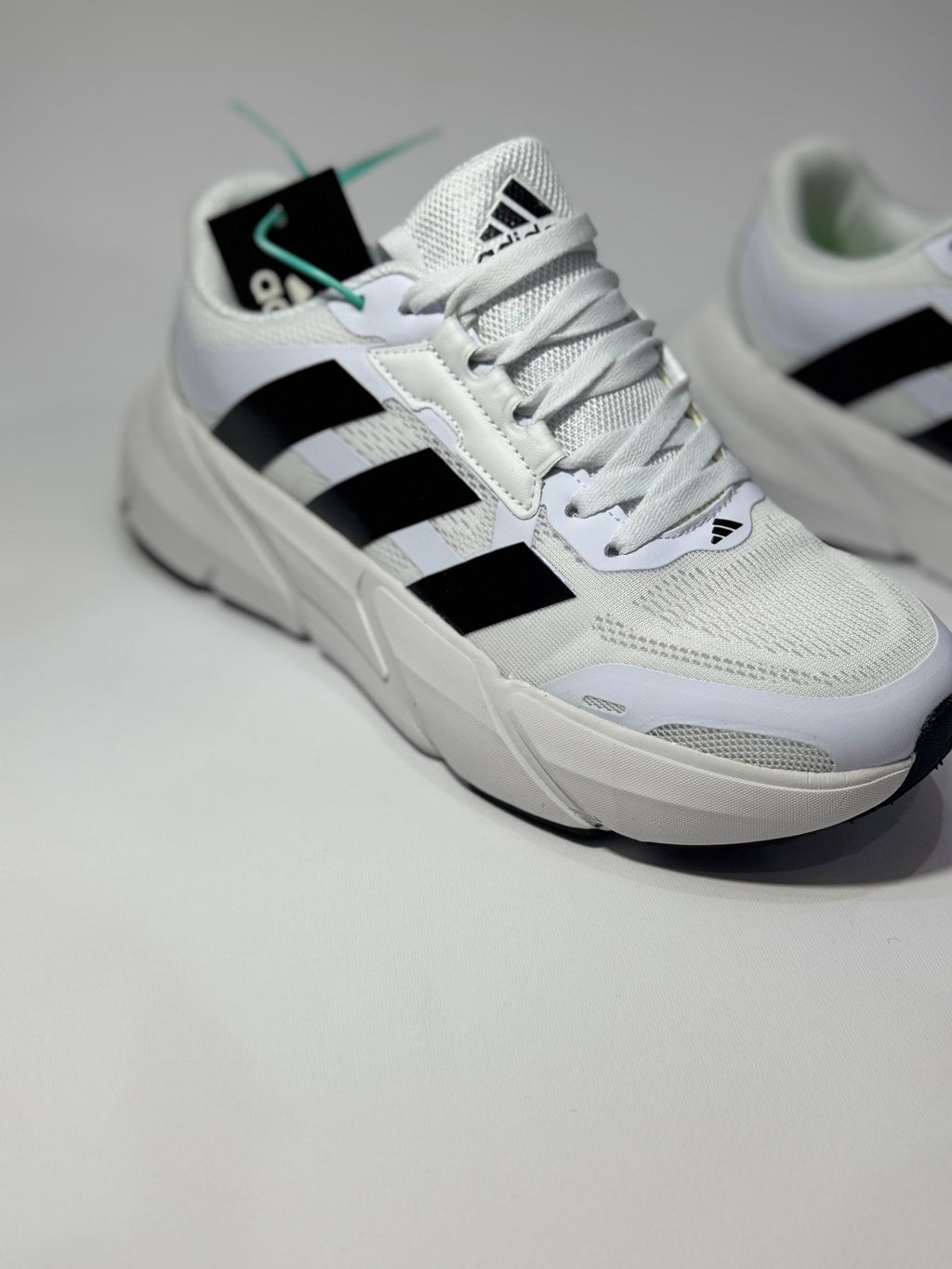 حذاء أديداس ألترا بوست