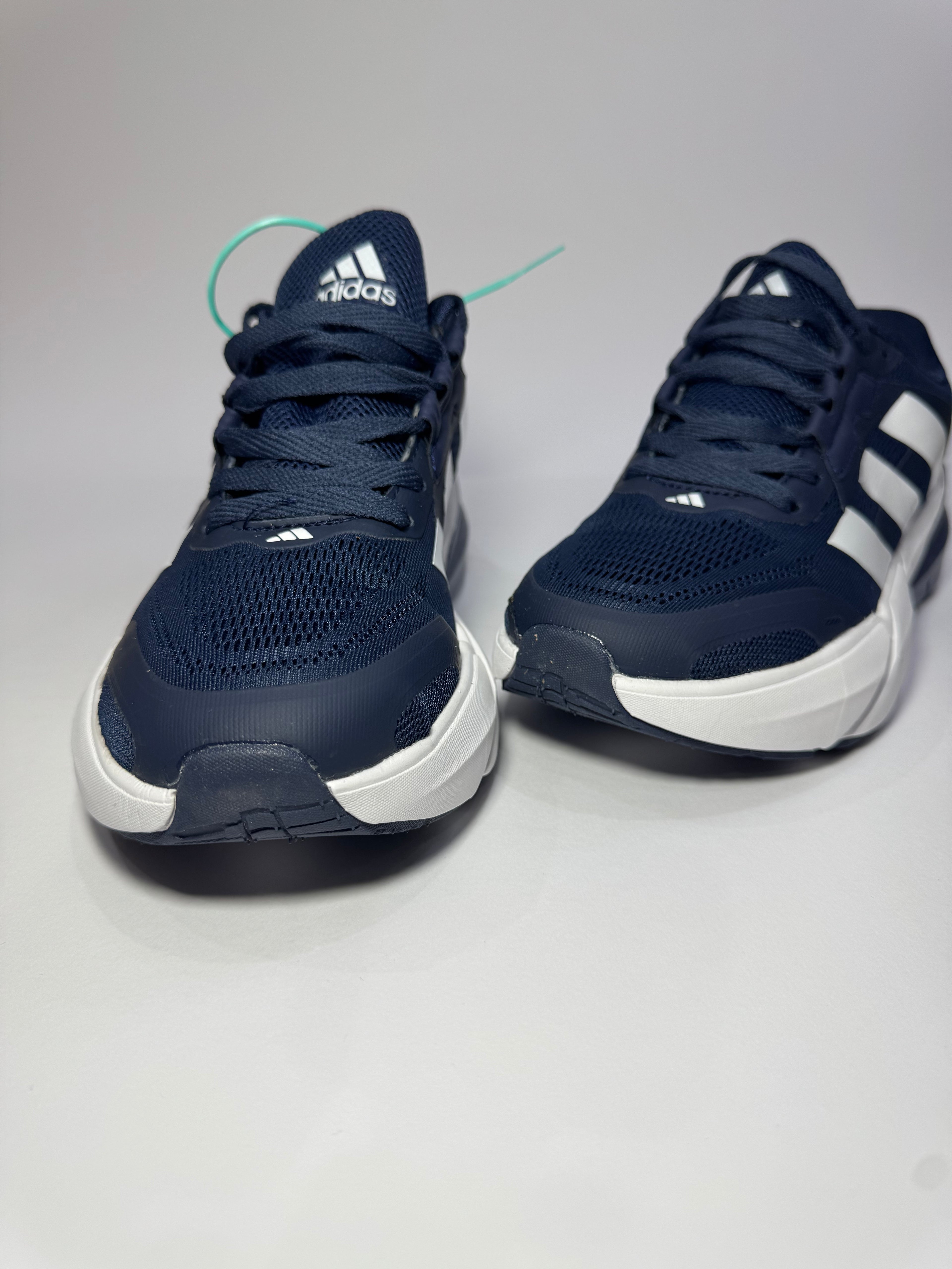 حذاء اديداس ألترا بوست