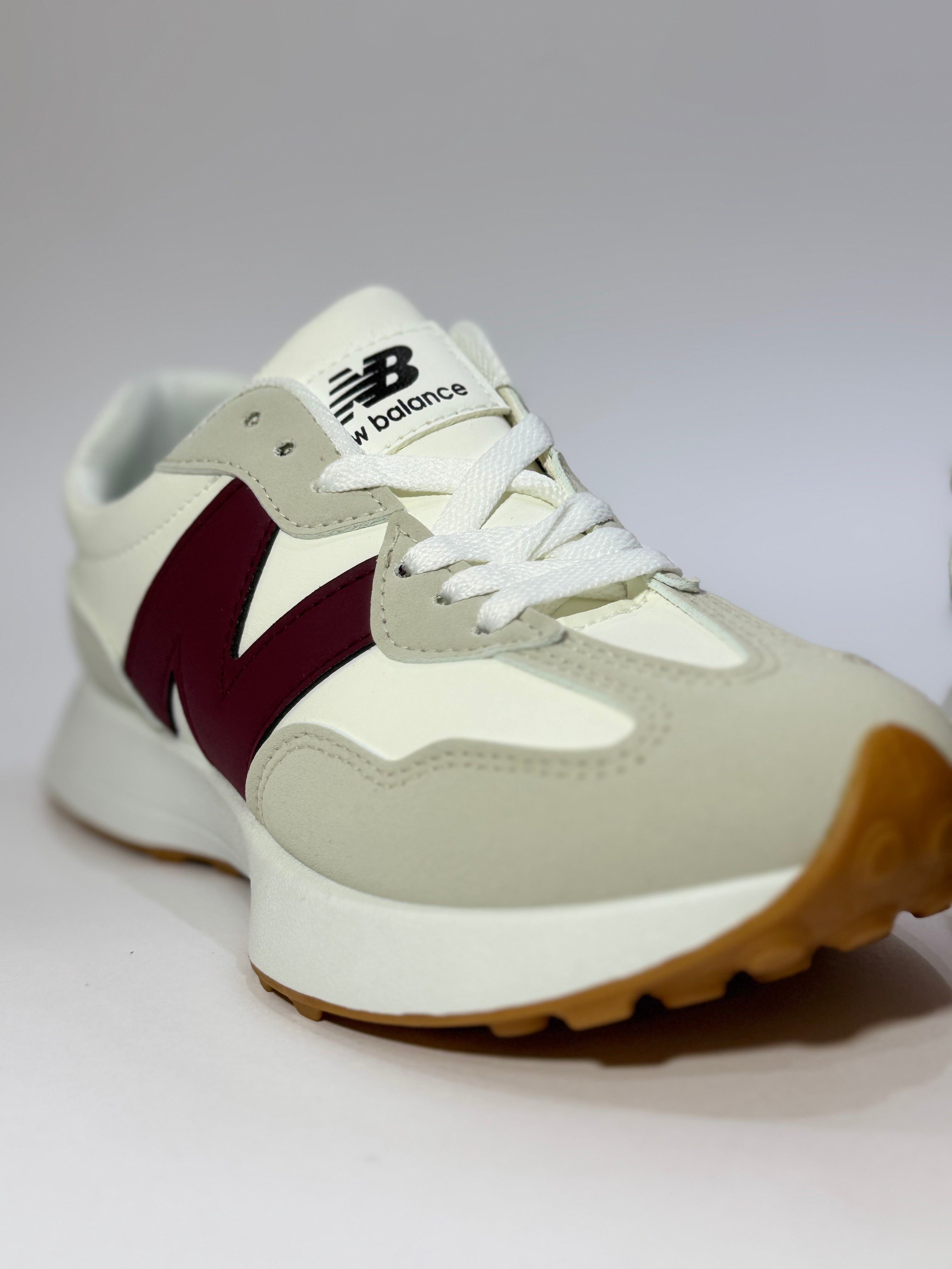 327 حذاء نيوبلنس